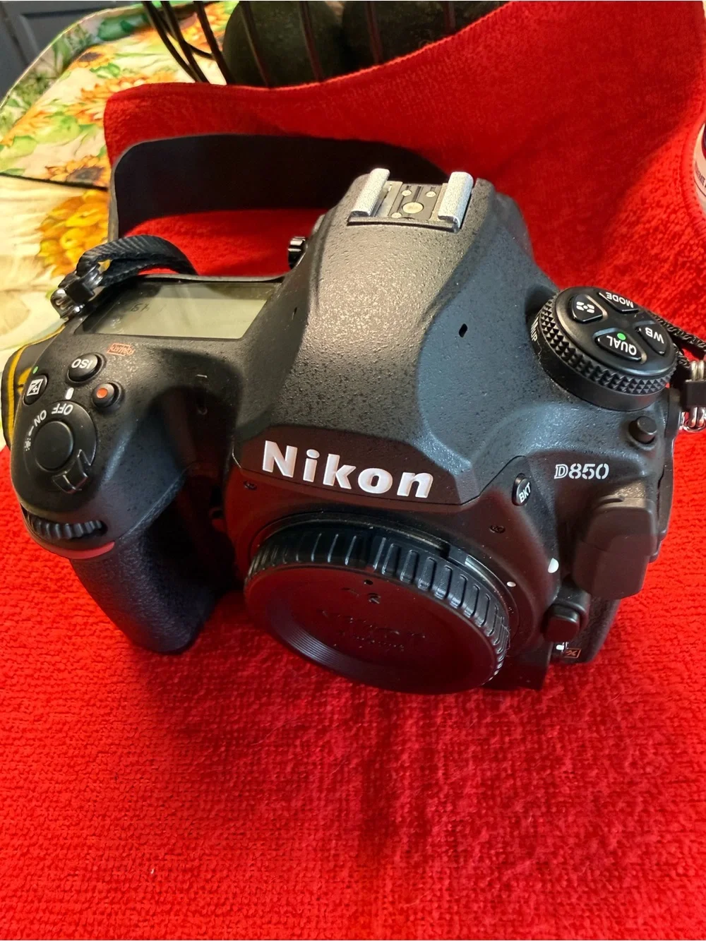 Nikon D750 Full-Frame DSLR Body in Black